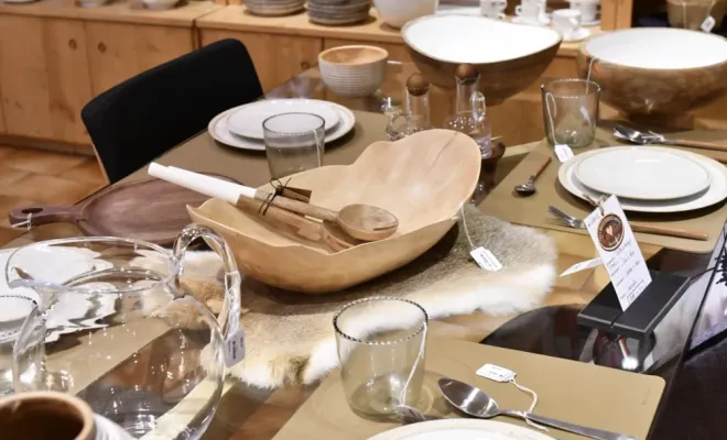 Article pour l'art de la table vers Chamonix-Mont-Blanc, Combloux, GOOD & WOOD
